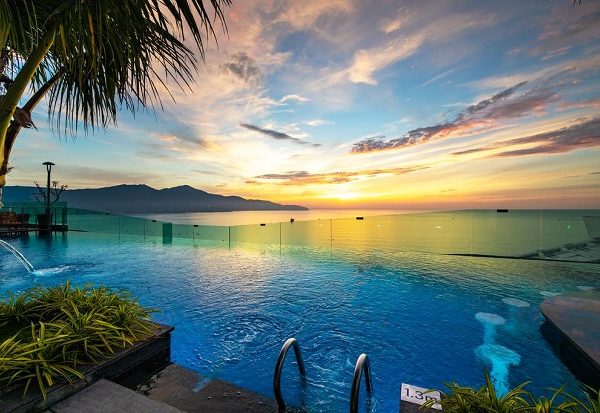 Những khách sạn ở Đà Nẵng gần biển giá rẻ view đẹp